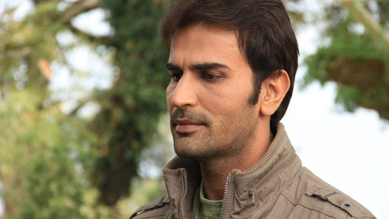 Maazii (2013)