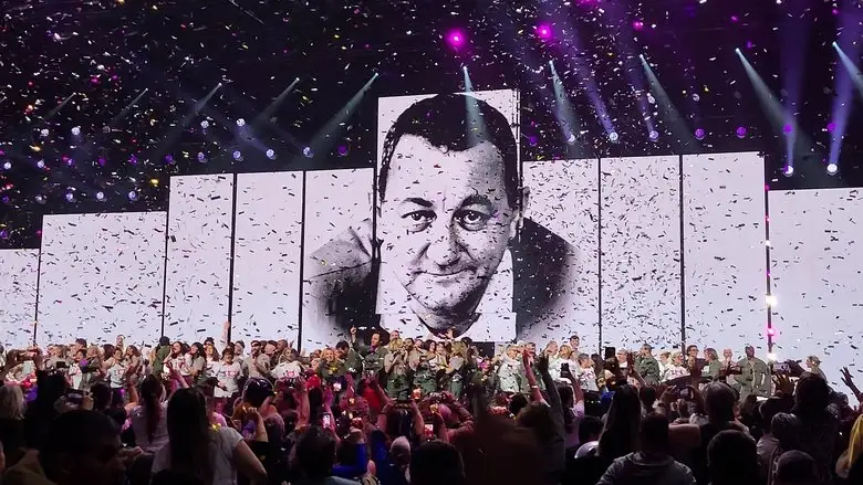 Les Enfoires 2025 - Au Pays Des Enfoires (2025)