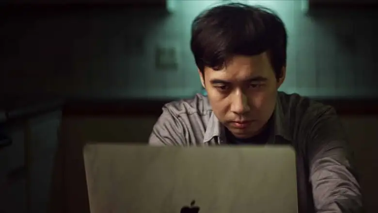 Trust No One: The Hunt For The Crypto King (2022)