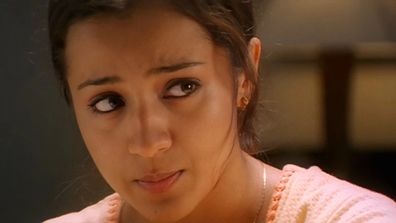 Mounam Pesiyadhe (2002)