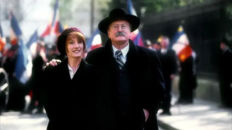 Therese et Leon (2001)