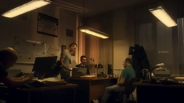 Il barbiere complottista (2022)