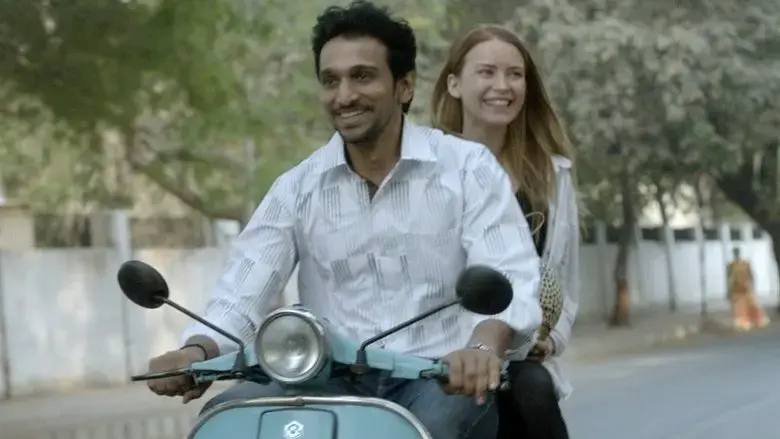 Wrong Side Raju (2016)
