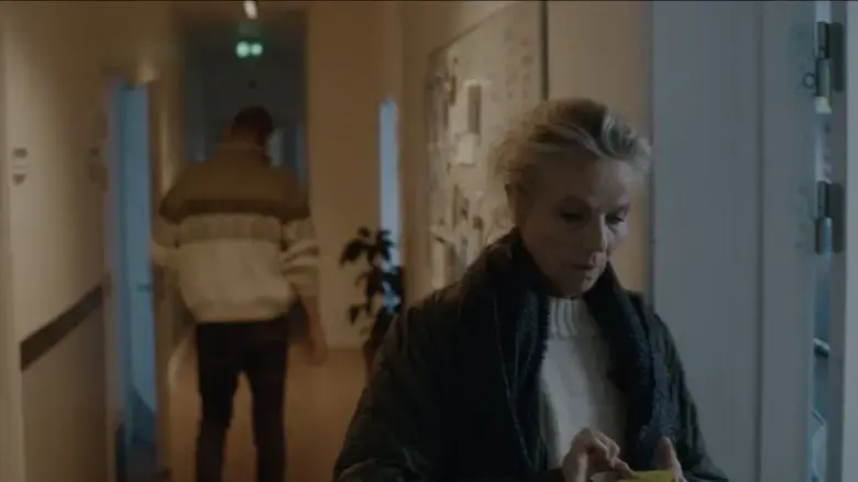 Et eksempel: Dem pa gulvet (2022)