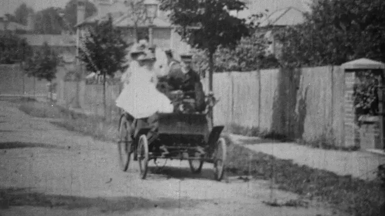 The Delights of Automobiling (1900)
