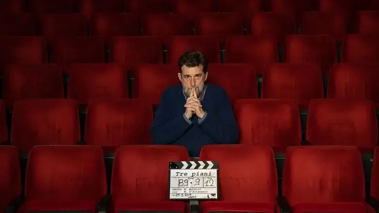 Senza troppo recitare la follia (2021)