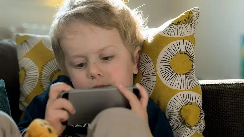 Screen Generation: Sick Generation? (2020)