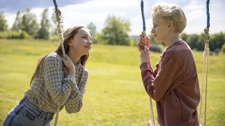 Sune - Uppdrag: Midsommar (2021)