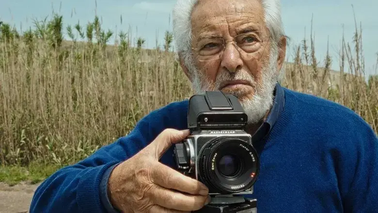 Un ritratto in movimento. Omaggio a Mimmo Jodice (2023)