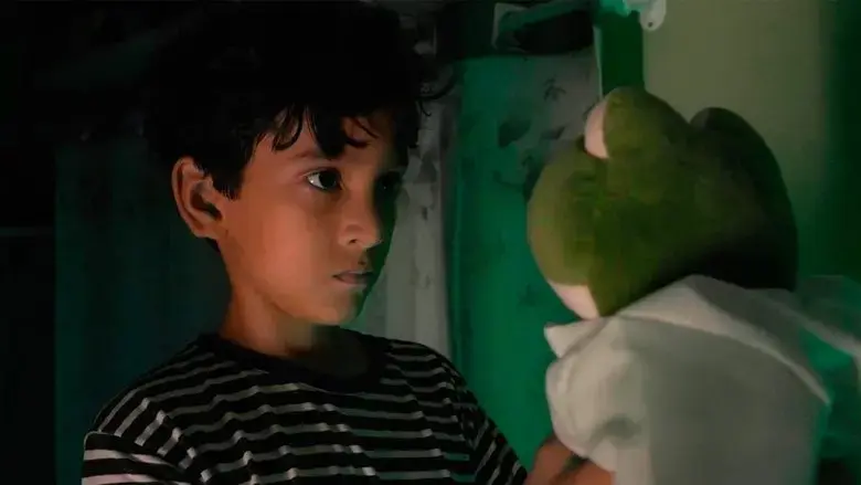 Luiz Miguel against the Swamp Monster: In search of the bathroom at the end of the corridor (2025)