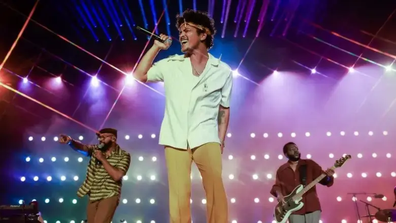 Bruno Mars The Town 2023 (2023)