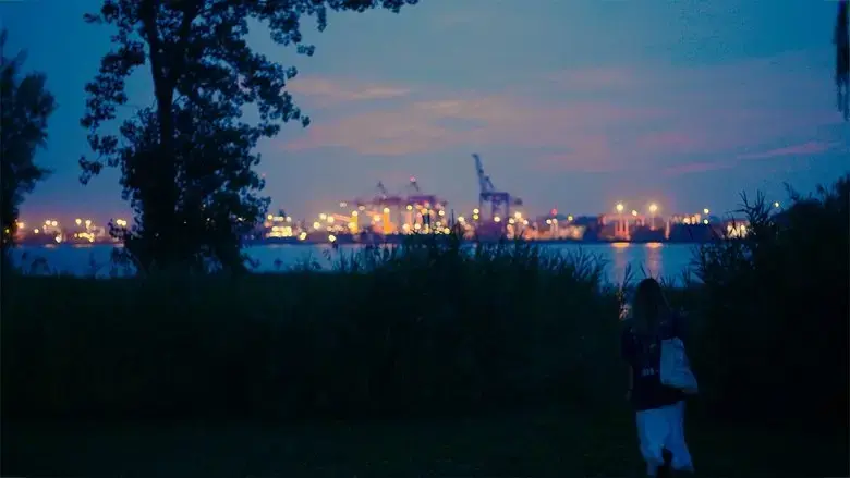 Anxious Hearts (2024)