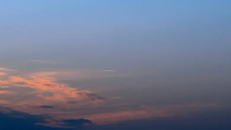 Paragliders (2023)