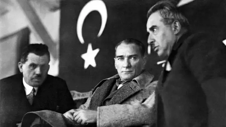 Ataturk, pere de la Turquie moderne (2023)