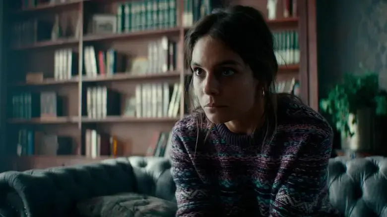 Laura Hasn't Slept (2020)