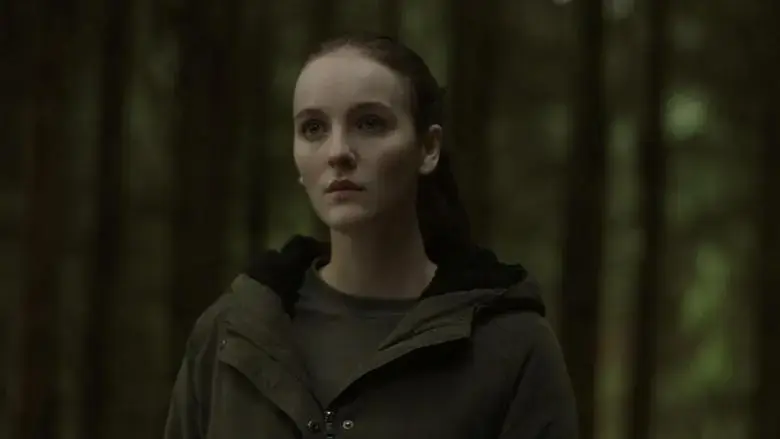 Rose Plays Julie (2021)