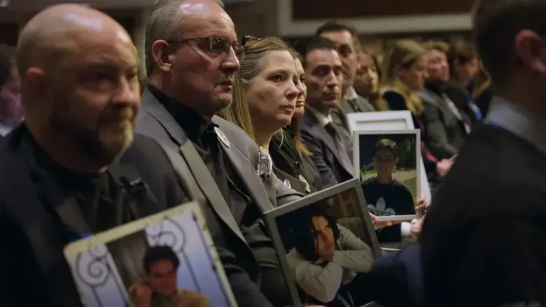 Can't Look Away: The Case Against Social Media (2025)
