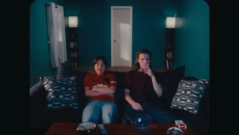 Moving Room (2024)
