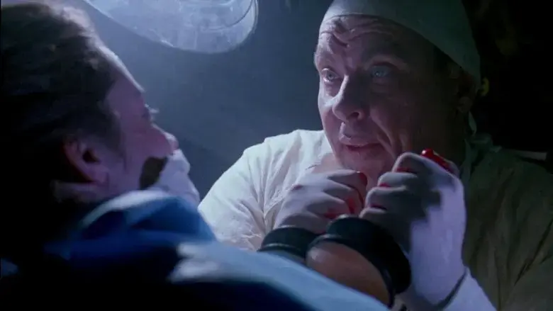 Dr. Giggles (1992)