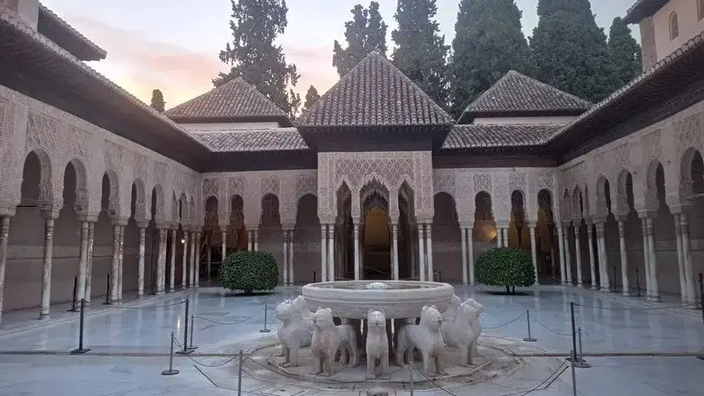 Alhambra, the treasure of the last sultanate of Spain (2024)