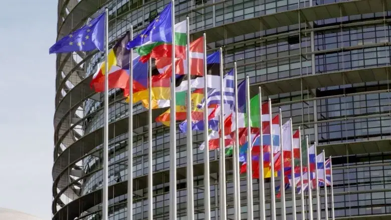 Quand les multinationales attaquent les Etats (2016)