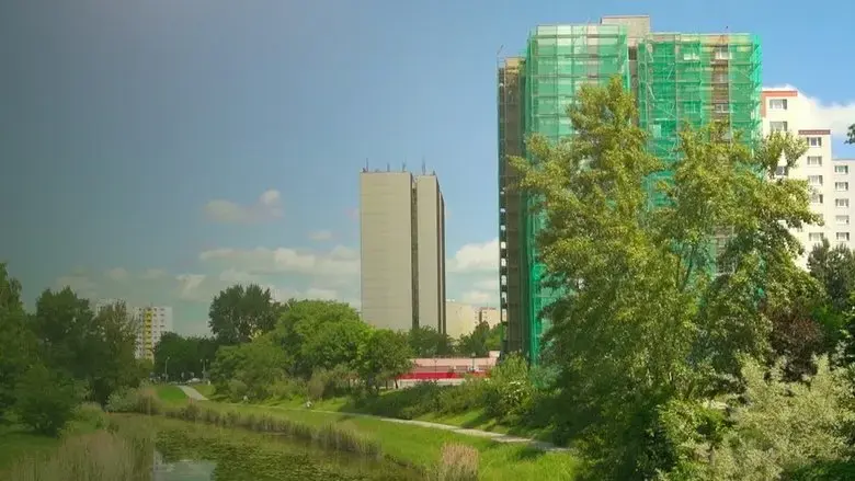 Bratislava: mesto uprostred prirody (2017)
