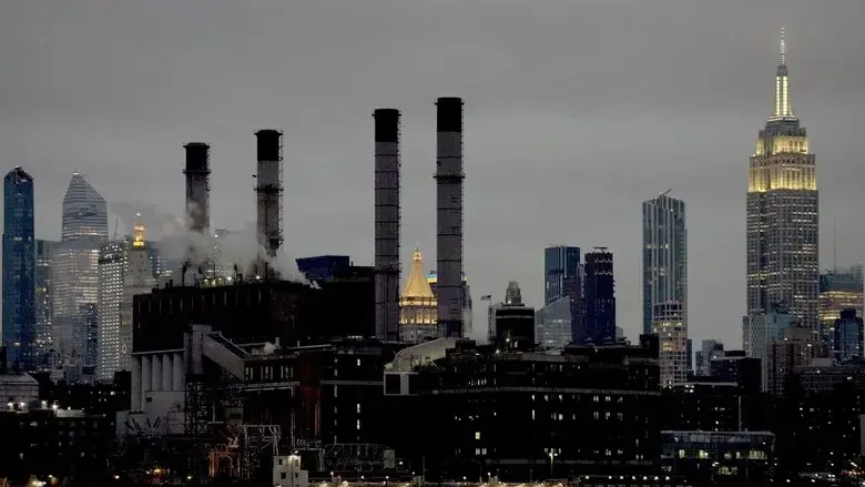 Soleil vert et alerte rouge, quand Hollywood sonnait l'alarme (2022)