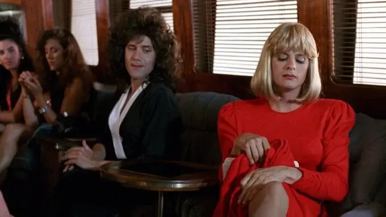 The Naked Truth (1992)