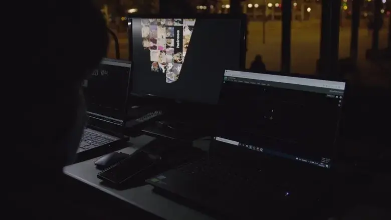 Algorithmes - vers un monde manipule (2023)