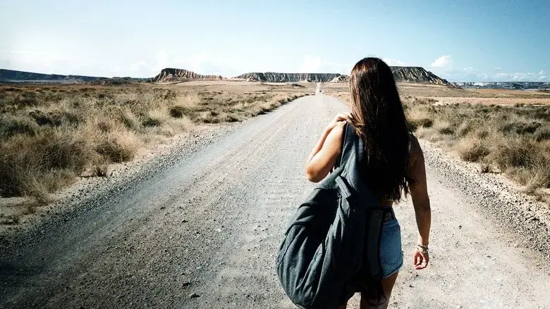 Secrets in the Desert (2023)