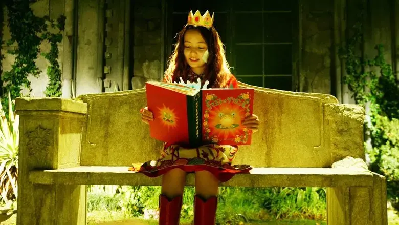 Paco and the Magical Book (2008)
