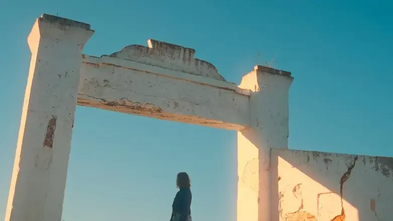 Abandoning a Horse (2025)