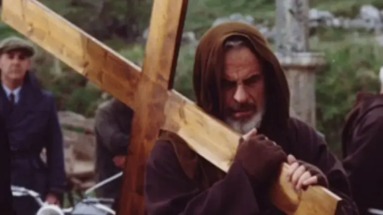 Padre Pio: Tra cielo e terra (2000)