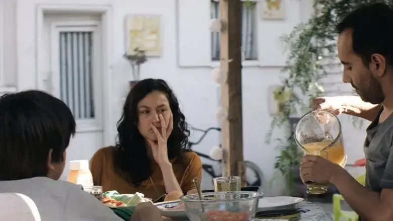 La Taza Rota (2021)