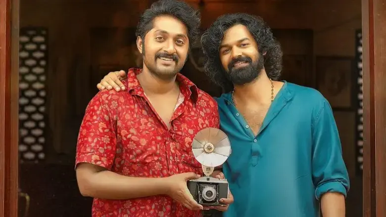 Varshangalkku Shesham (2024)