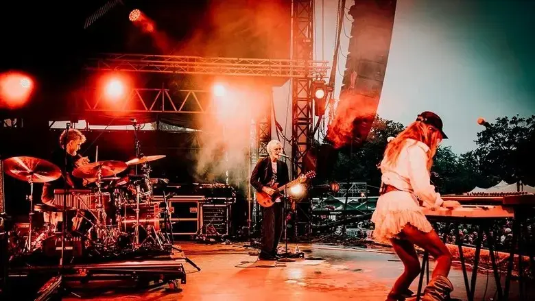 Blonde Redhead - La Route du Rock 2024 (2024)