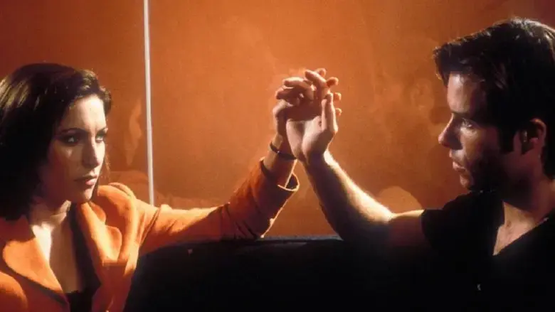 Dating the Enemy (1996)