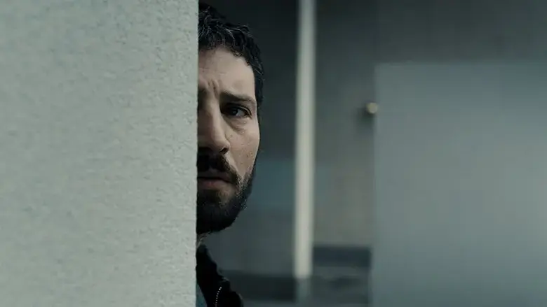 Cracks in Concrete (2014)