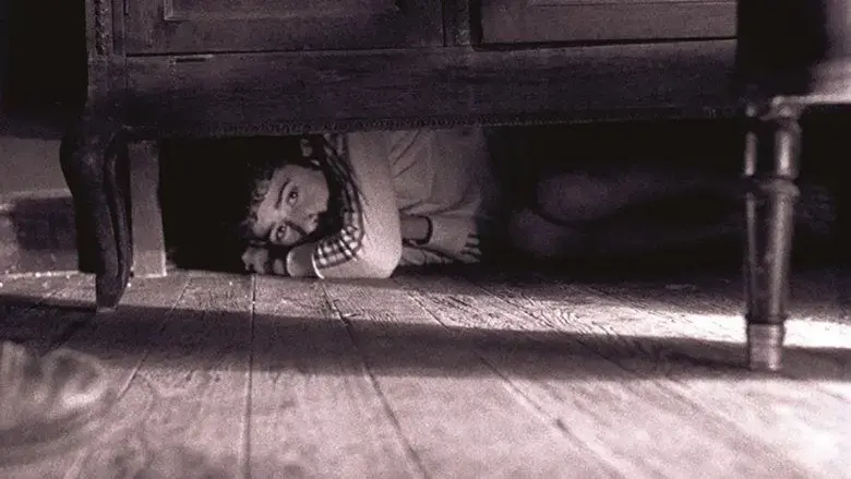 El ojo en la nuca (2001)