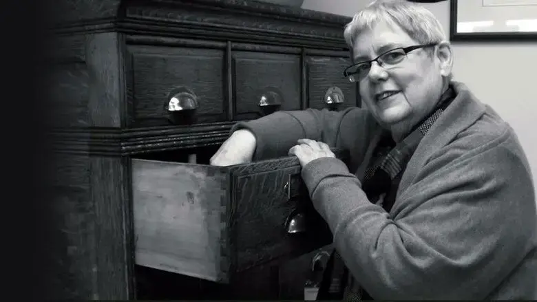 In Particular, Barbara Findlay (2016)
