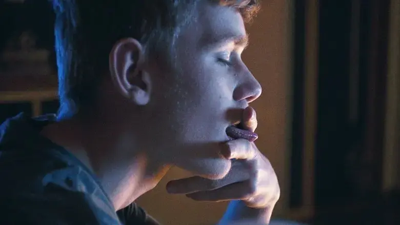 Dust (2018)
