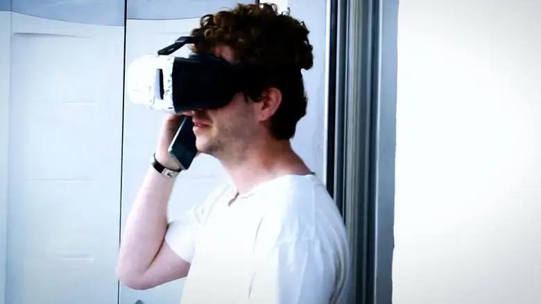 VR (2024)