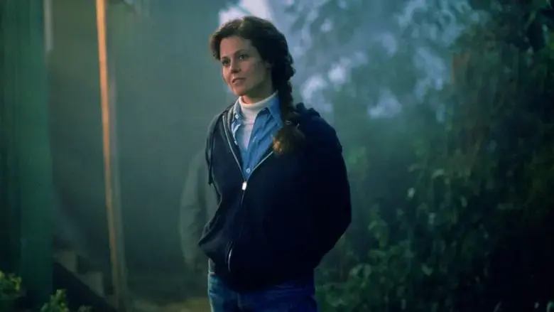 Gorillas in the Mist (1988)