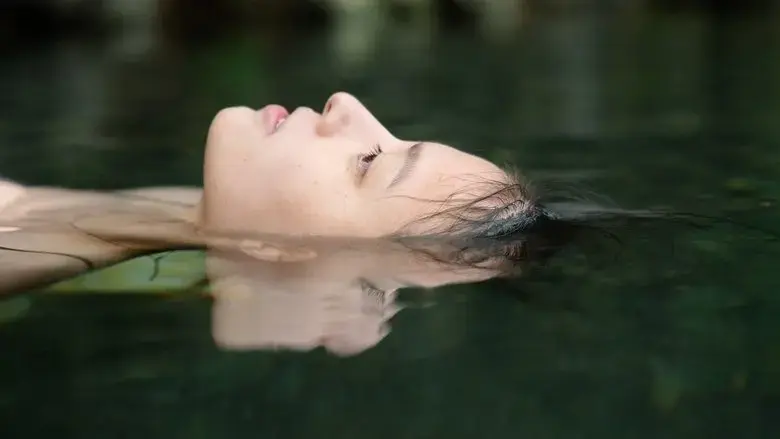 Ru guo shi jian zai ci ke ting xia (2023)
