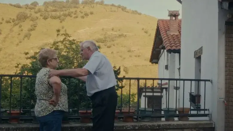 Las notas de una ausencia (2025)