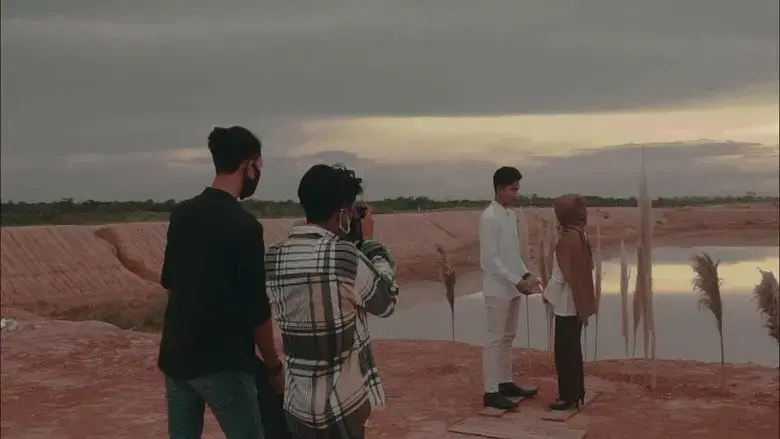 Tuntung Pandang Ruhui Rahayu (The Wedding Proposal) (2020)