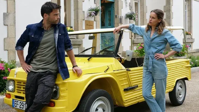Ein Sommer in der Bretagne (2022)