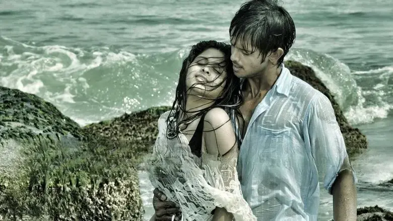 Vallinam (2014)