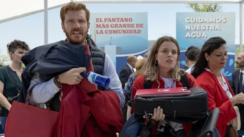 Politicamente incorrectos (2024)