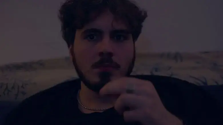 Dall'altro lato (2022)